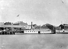 220px-William_Irving_(sternwheeler)_and_Geo_E_Starr_in_Victoria_BC_1880s_a_00154